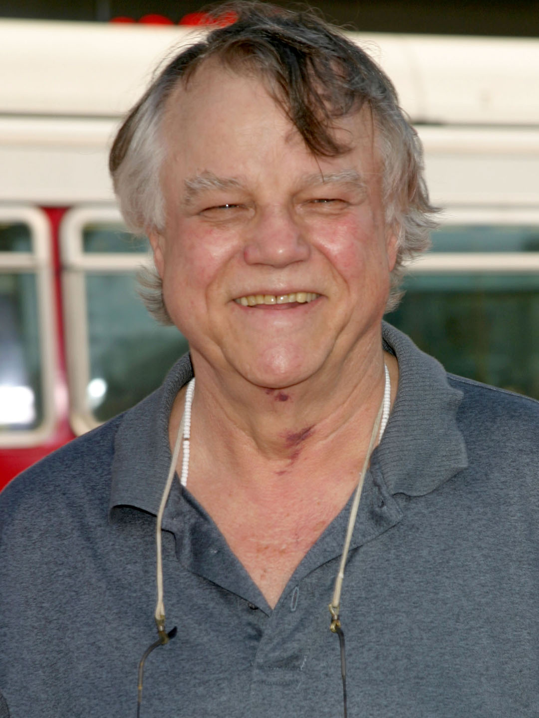 How tall is Joe Don Baker?